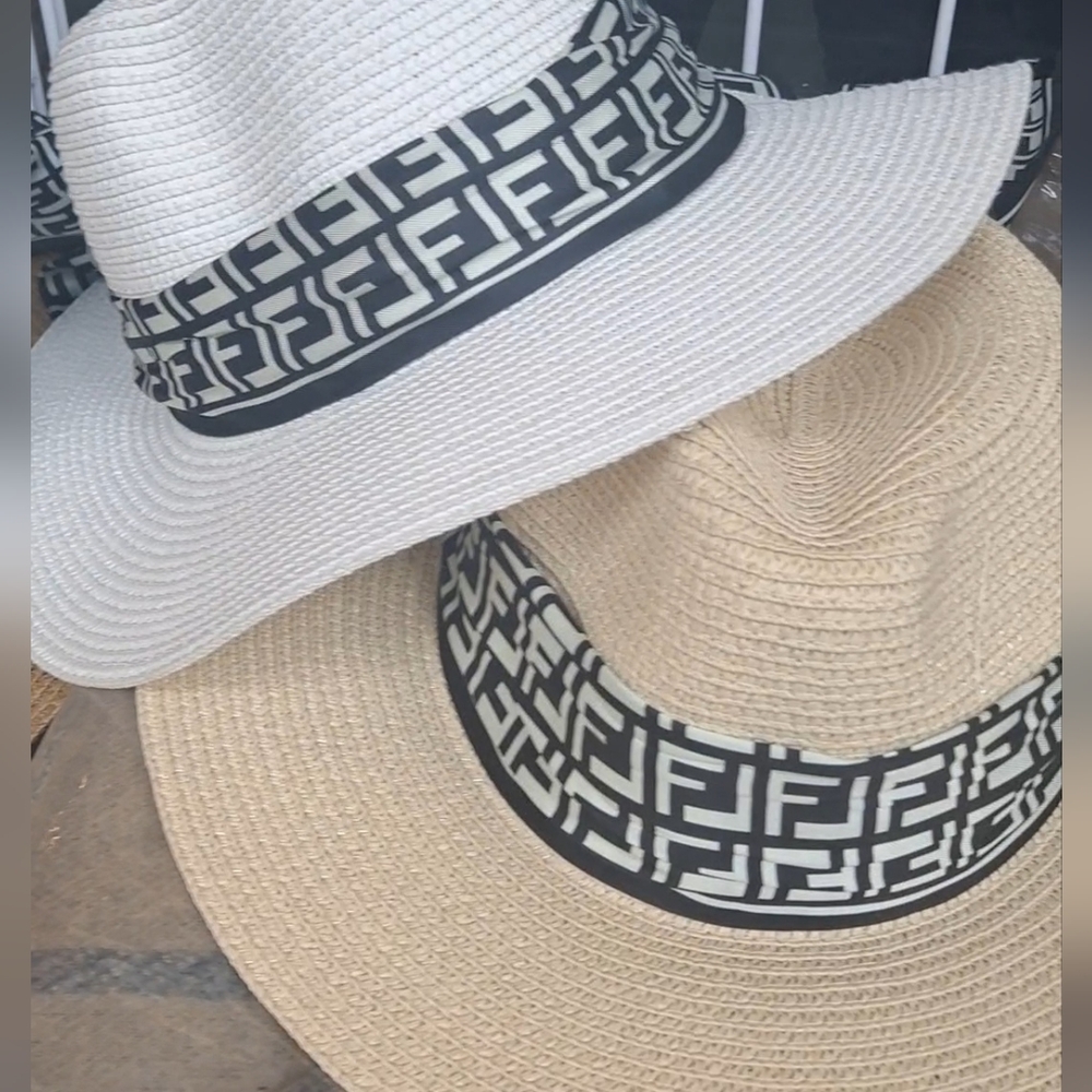 Straw hat - Picture 3 of 4